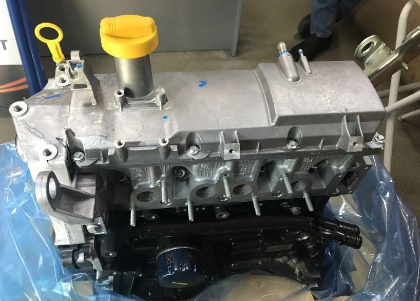 двигатель Рено Логан 8-кл.