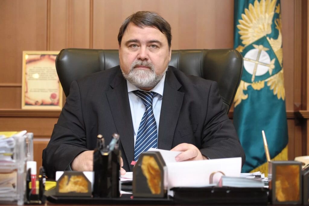 Помощник председателя правительства РФ Артемьев Игорь Юрьевич