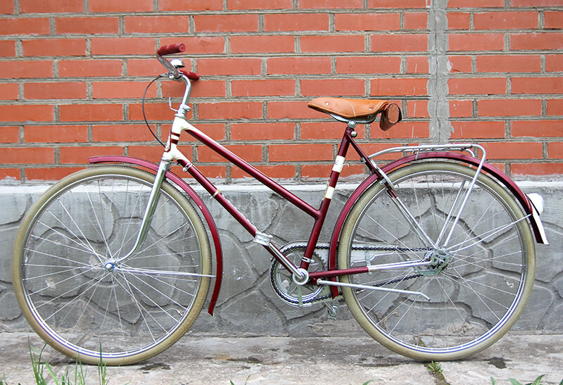 Шведский дамский велосипед Monark модели Ultra 1957 года из коллекции Веломузея Андрея Мятиева.