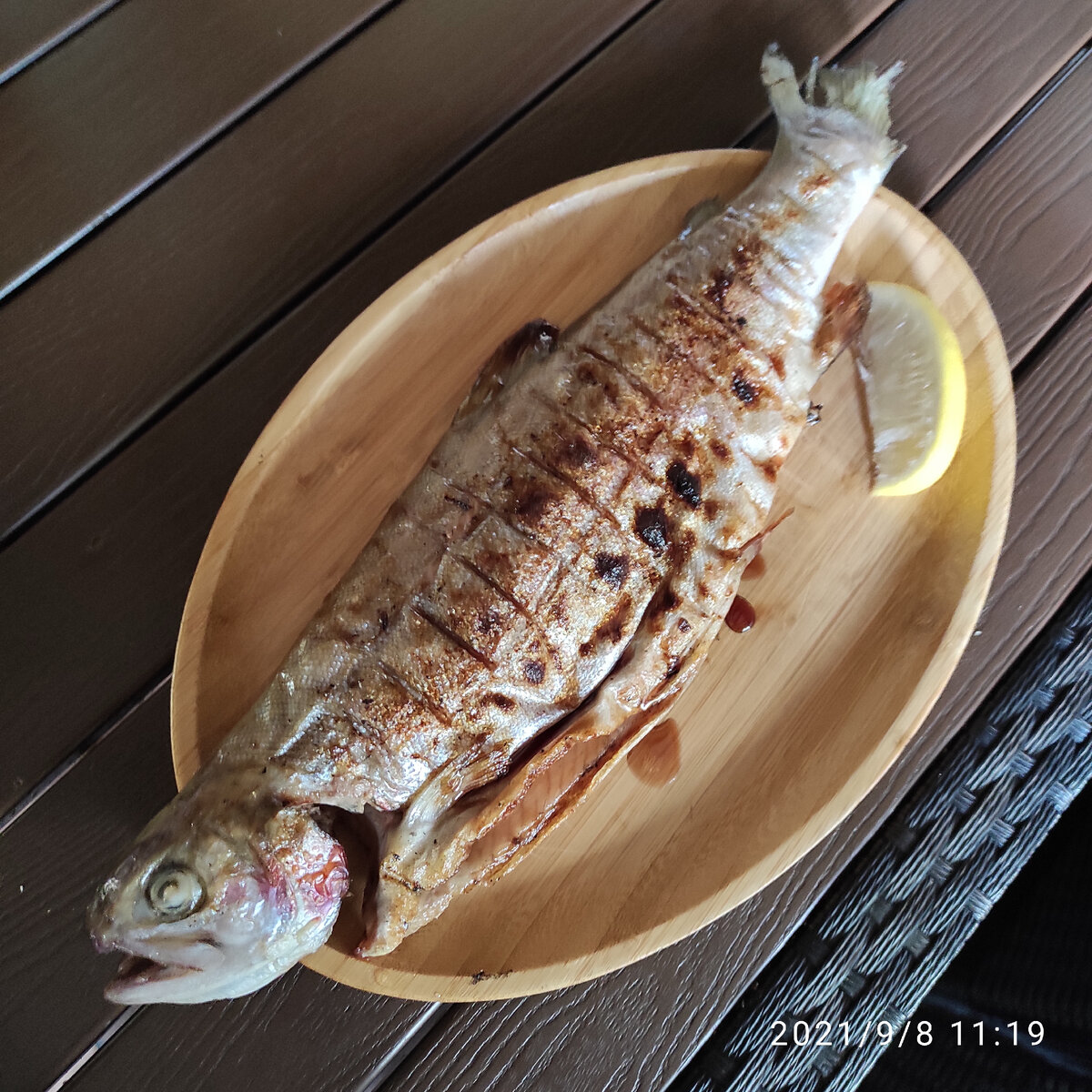 Форель, приготовленная на мангале) 