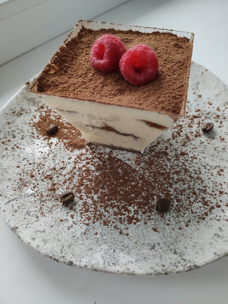 Пирожное today cloud Cake with Tiramisu