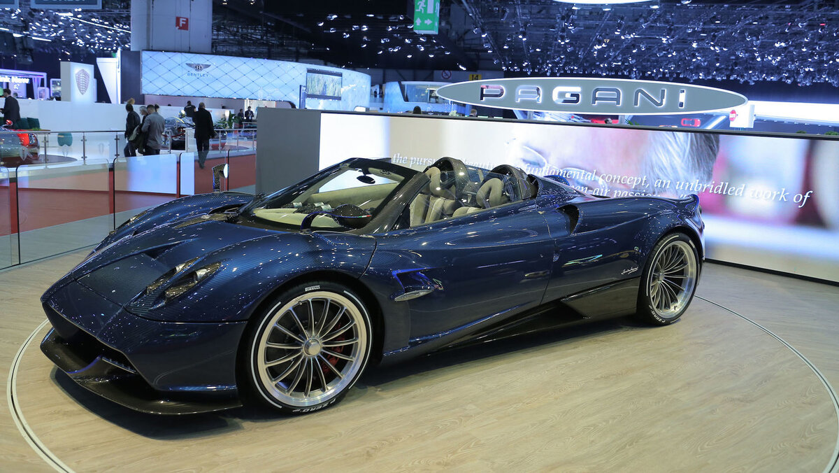 Pagani Huayra Roadster 2018 года