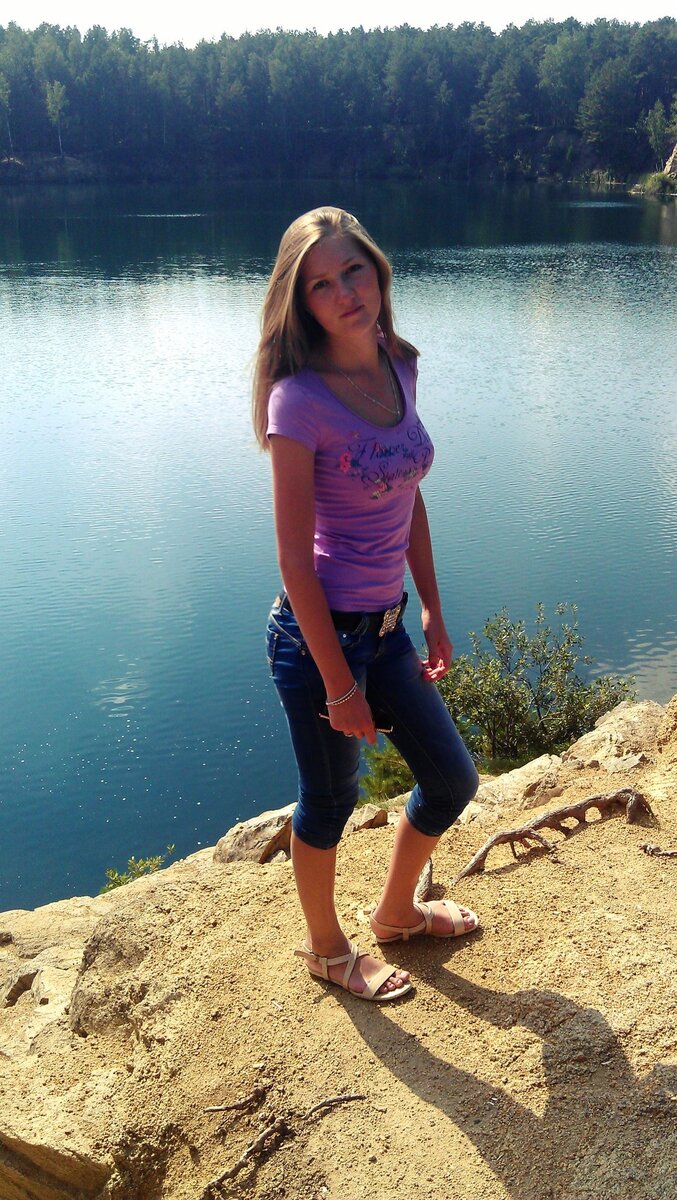 2013 год. По приезду с моря моя жизнь очень сильно изменилась и я решила убрать длину.