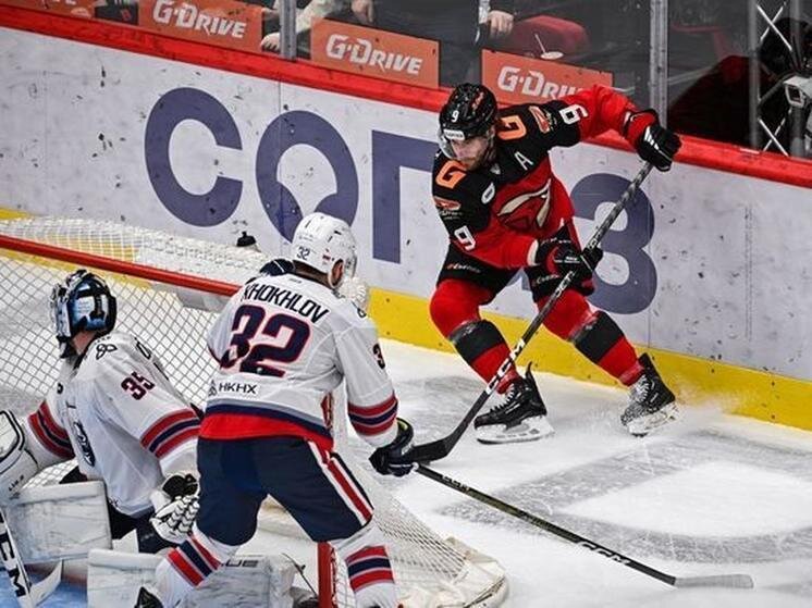     ФОТО: ПРЕСС-СЛУЖБА ХК "АВАНГАРД"
