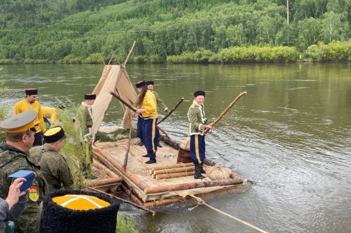    Реконструкция сплава казаков Бекетова стартовала в Чите