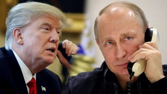  Лидеры РФ и США говорят по телефону. Фото: politnavigator.net.