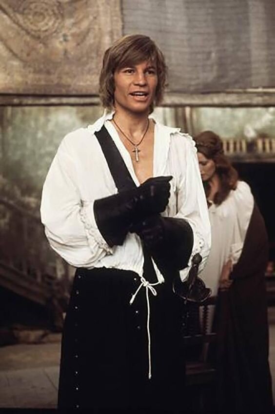 наш герой в образе мушкетера