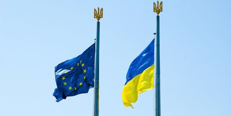 Украина получила безвиз в 2017 году
neweasterneurope. eu