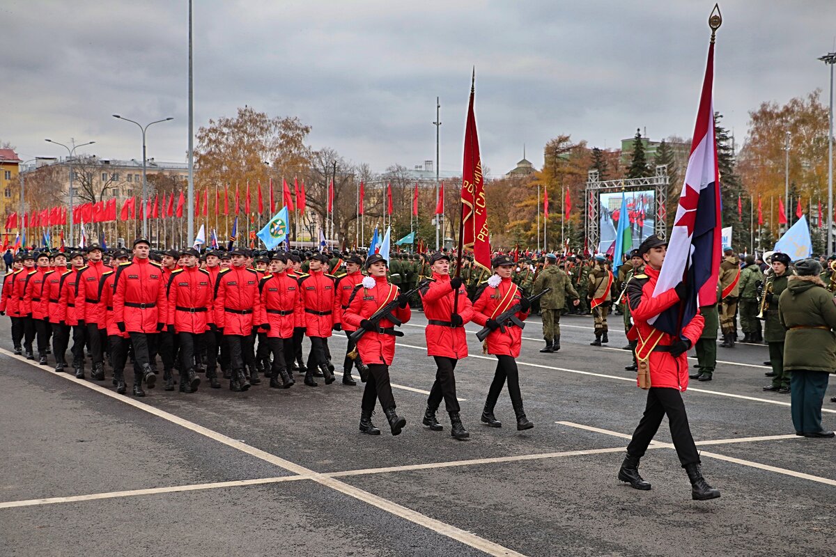 Парад памяти в самаре