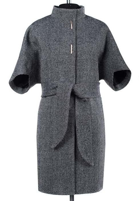 Фото пальто вид со стороны полочки