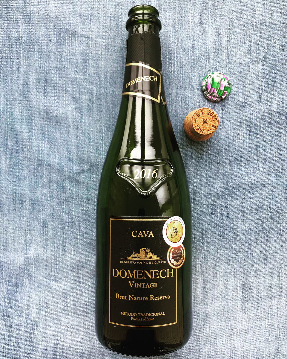 Кава доминик винтаж белое брют. 75 l тюльпан. 75. Кава доменек. Бел.