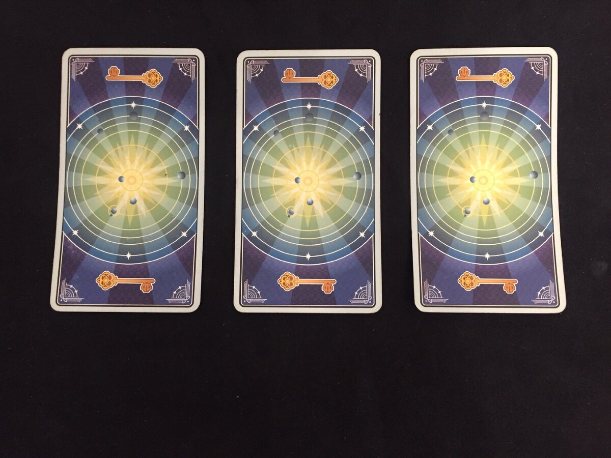 Онлайн гадание на неделю  фото автора 