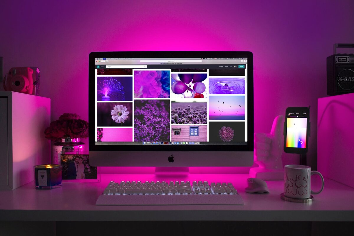 https://www.pexels.com/photo/silver-imac-displaying-collage-photos-1779487/