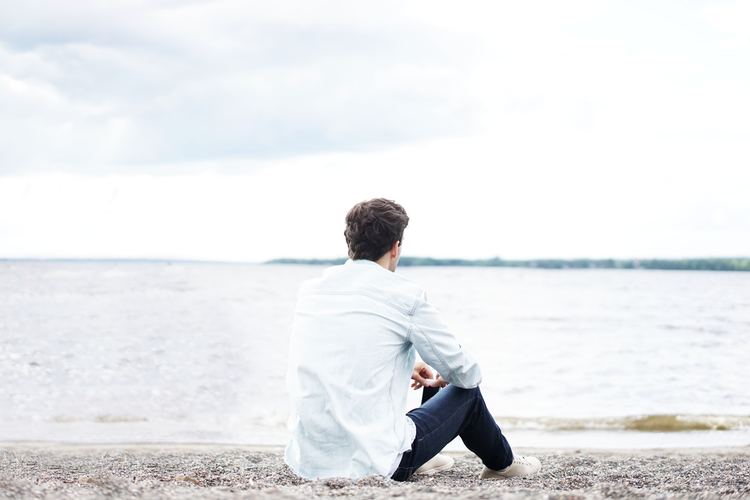 https://images.unsplash.com/photo-1465321897912-c692b37a09a6?ixlib=rb-1.2.1&ixid=eyJhcHBfaWQiOjEyMDd9&auto=format&fit=crop&w=750&q=80