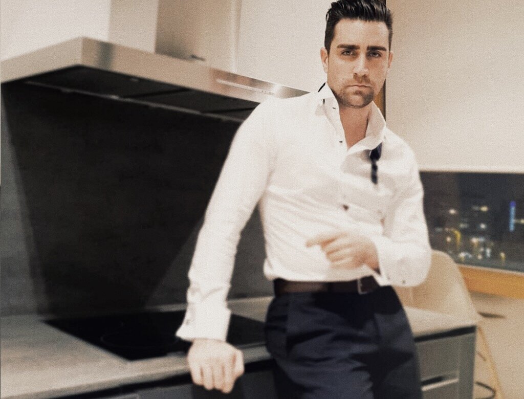 Чаглар Эртугрул, исполНил роль Керема