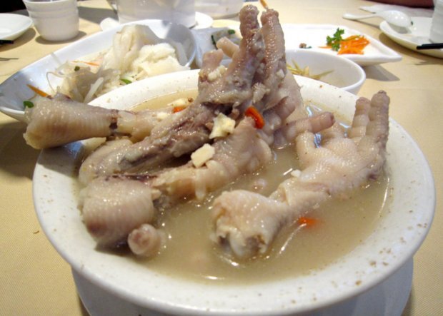 Источник: https://zdv.su/kurinye-lapki-chem-polezny/