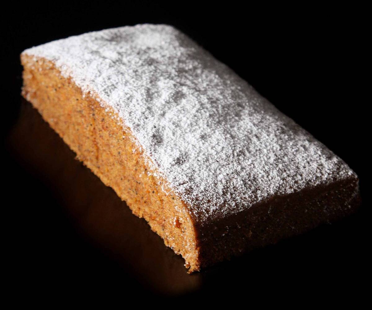 Лучший на свете морковный пирог, безумно вкусный и простой в приготовлении.