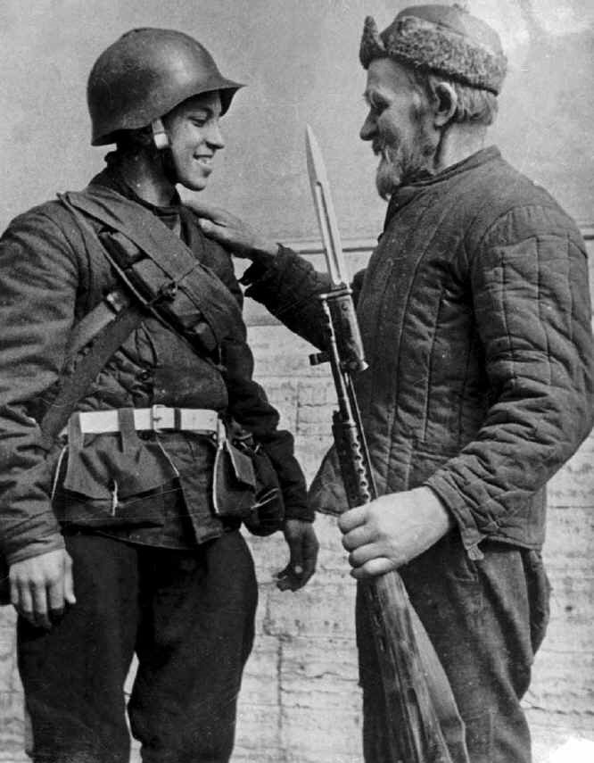 иван евстафьевич добробабин. красноармеец 4 одержимый.