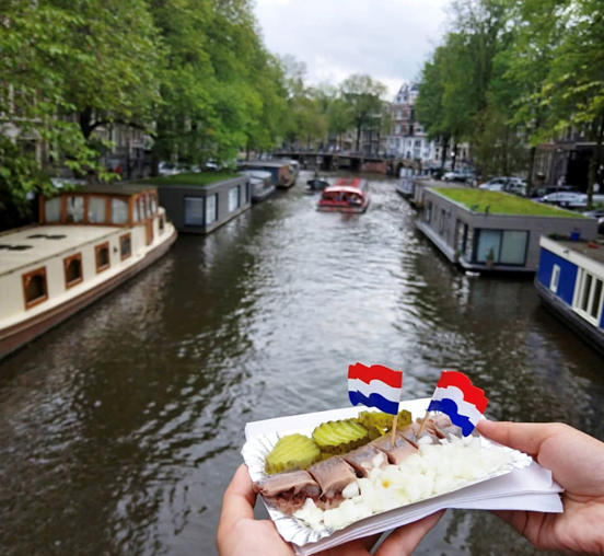 Амстердам – город модной еды: что стоит попробовать