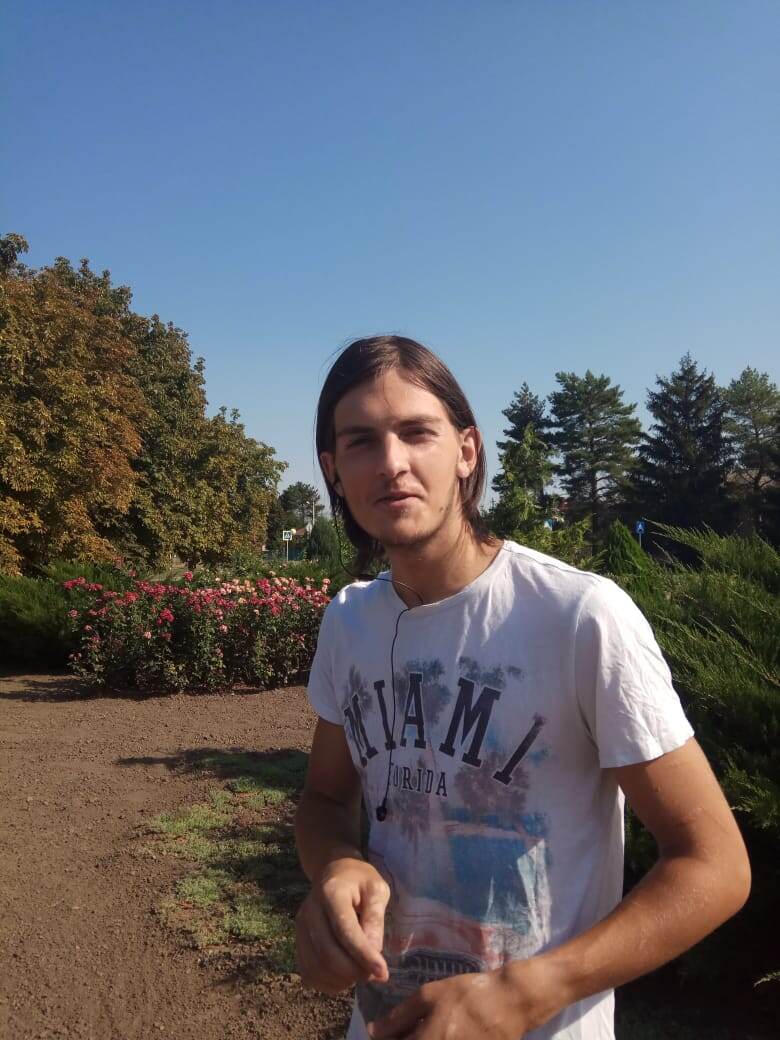 Николай 18лет