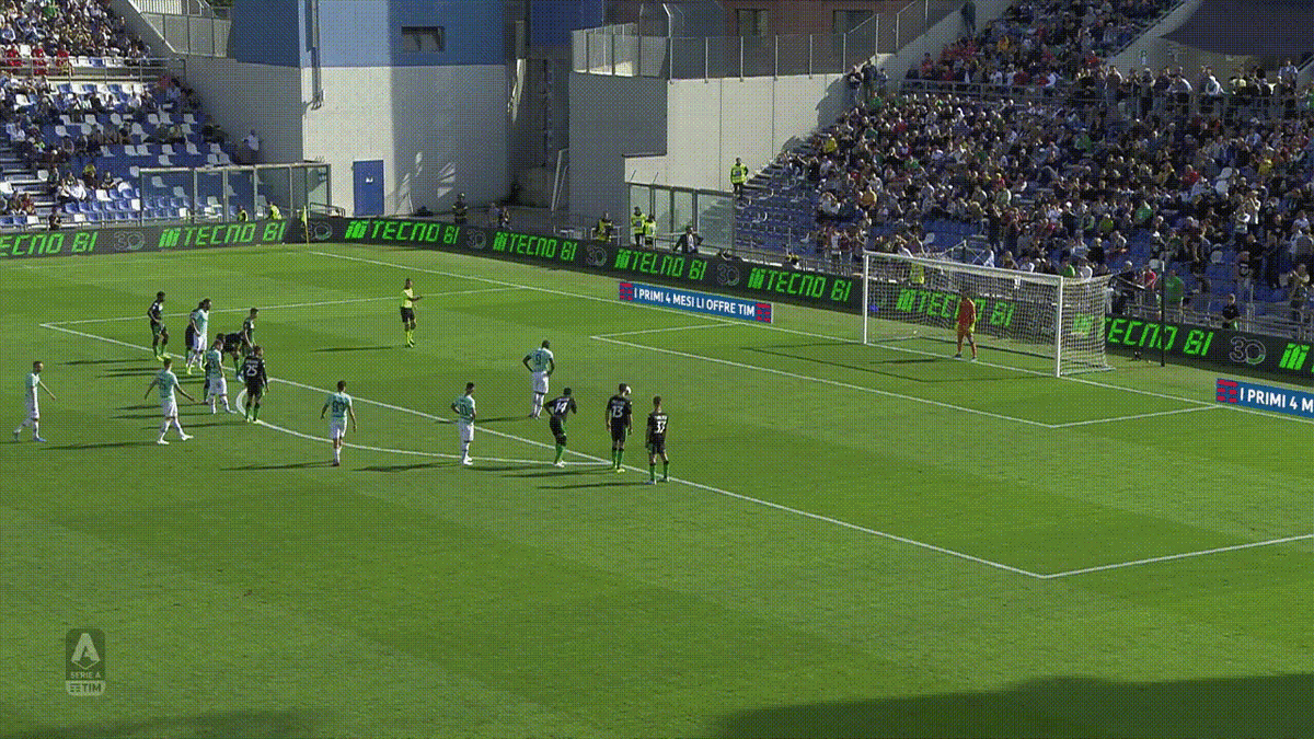 1:3. Ромелу Лукаку. 45 минута. Гол с пенальти.