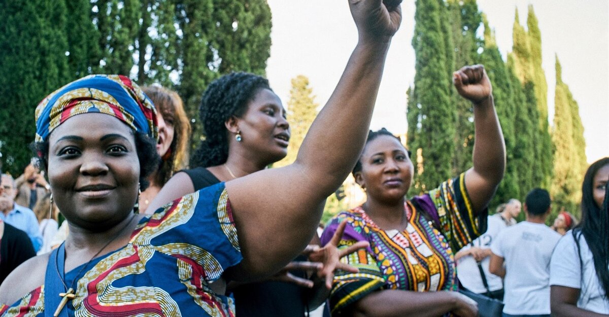  Женщины из Бенин-Сити, фото из инета