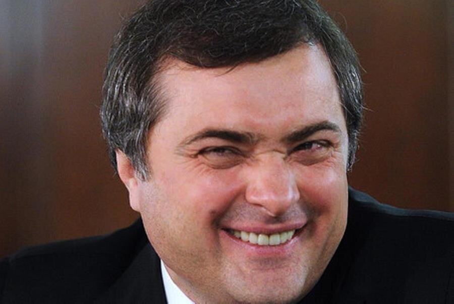 Искусство лосниться - ещё один талант Владислава Юрьевича