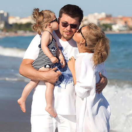 Кристина, Гарик и их дочь Анастасия