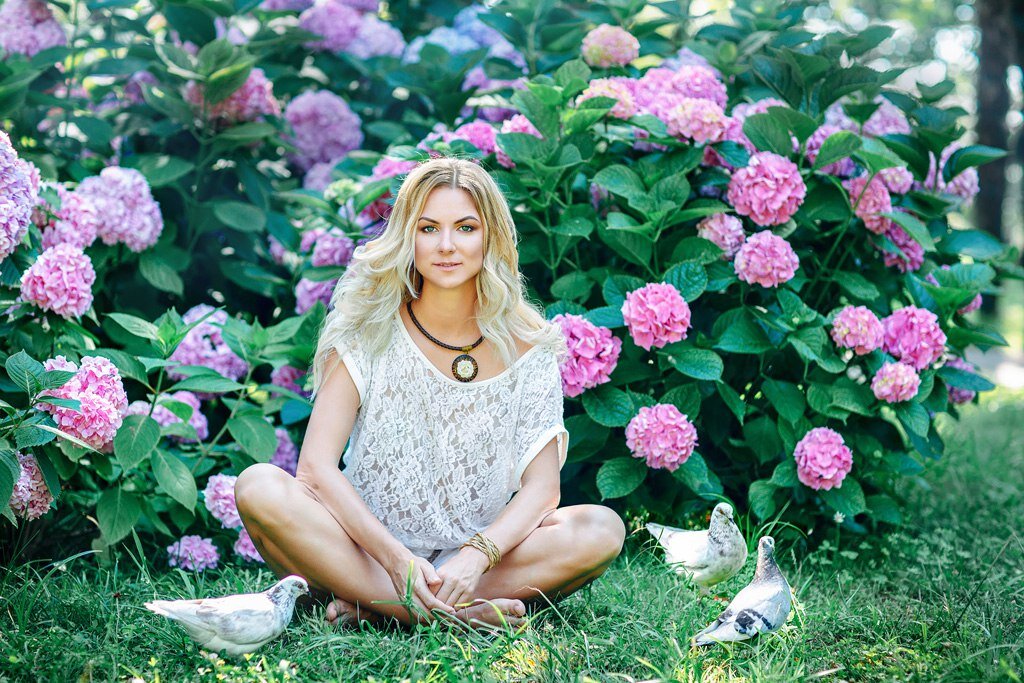 Образ для фотосессии с цветами.