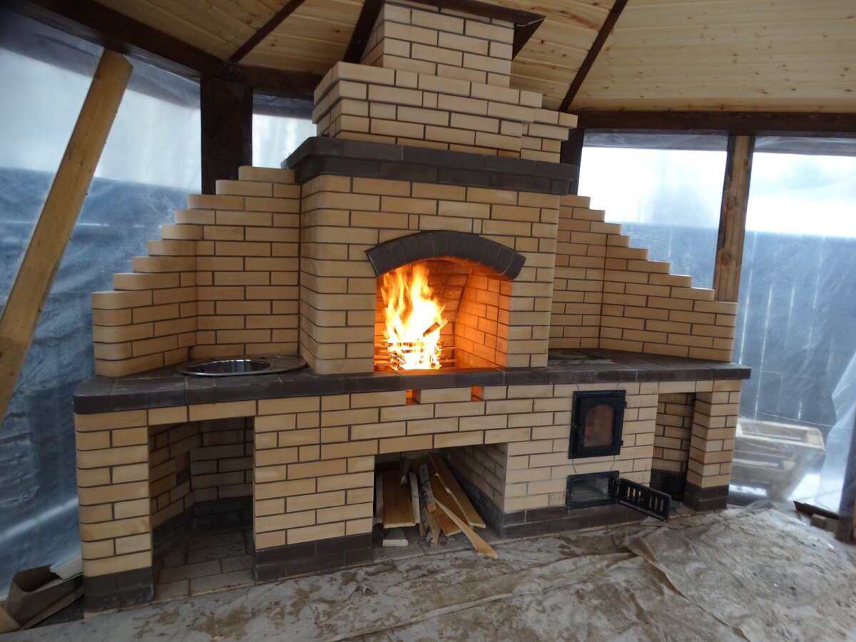 Уличный комплекс Лотос