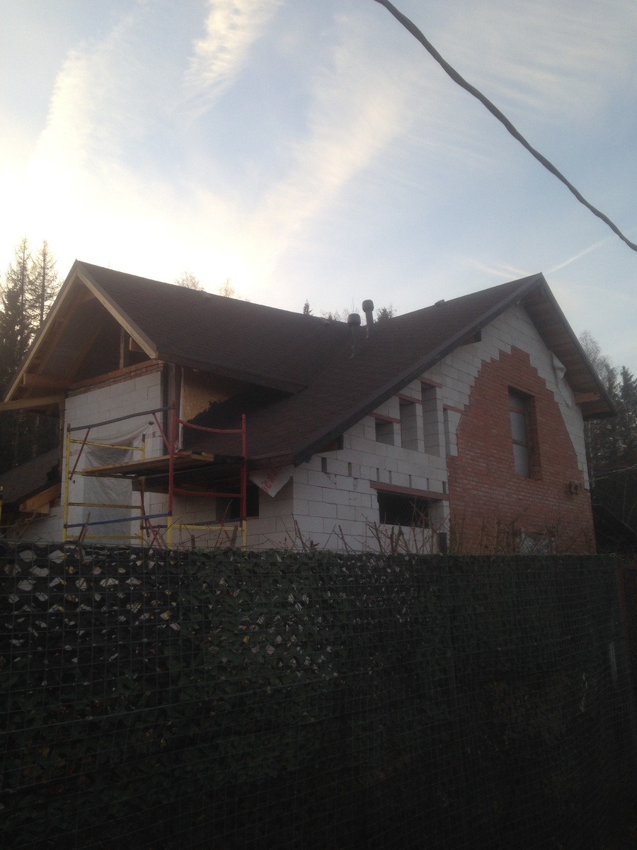 Вид со стороны улицы. 