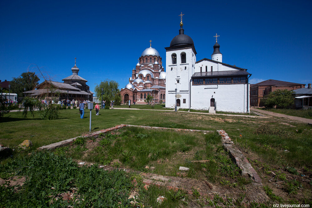 Остров град Свияжск Сергиевская Церковь