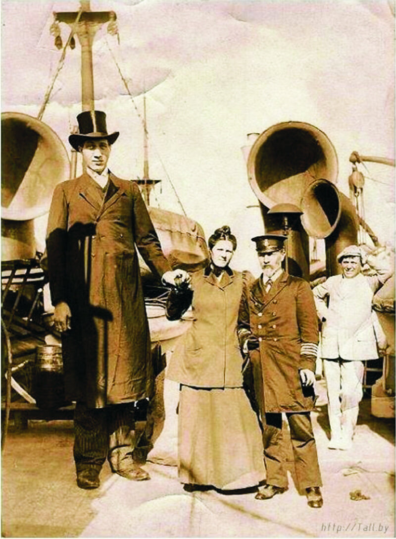 Фёдор Махнов на теплоходе