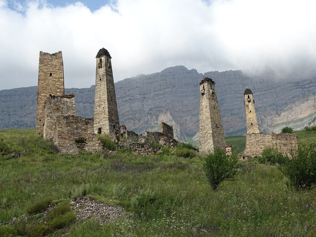 Ингушетия. Пялинг. Фотография Александра Сахарова.