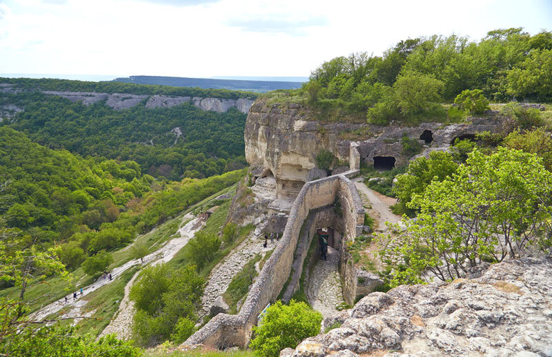 вид на вход в крепость