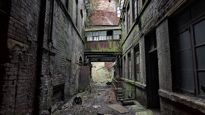 Заброшенный завод по испытания двигателей