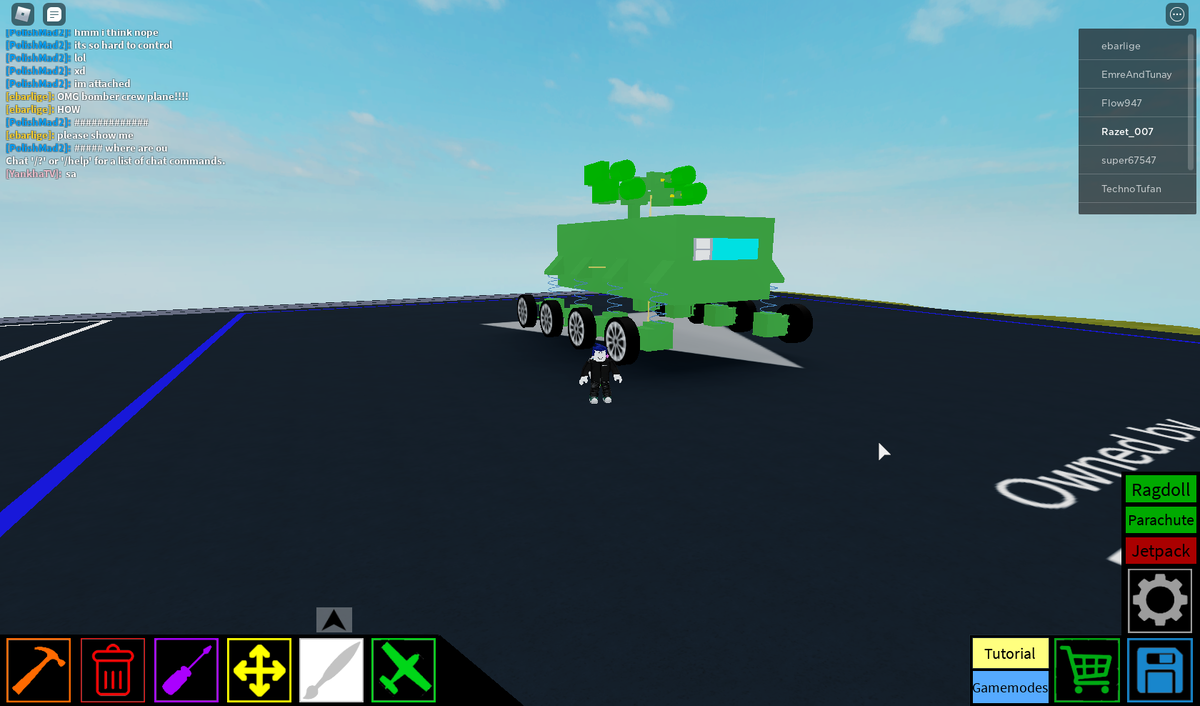 Я изначально хотел машину со смоками, которая должна накрывать дымом, позже я пытался сделать смокометатель. В итоге получилось это