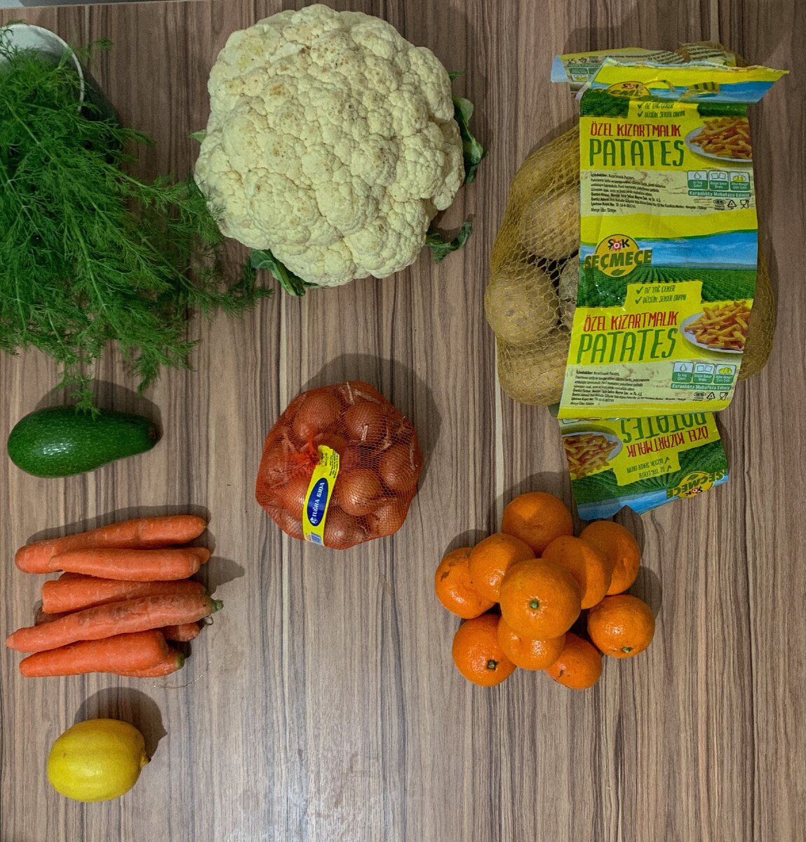 
Обычно я закупаюсь один-два раза в неделю, но иногда и по необходимости. 
