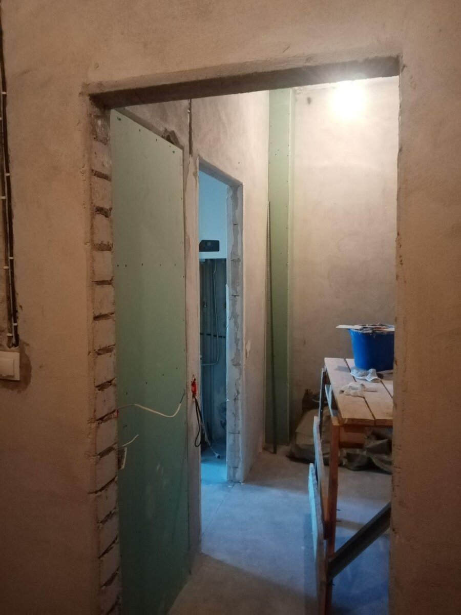 Довольно большой коридор получается. 