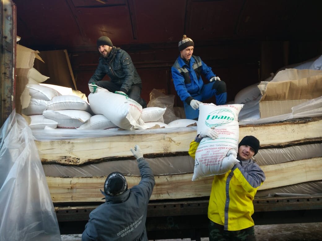 разгрузка вагонов. выгрузка вагонов. разгрузка угля из полувагонов. разгрузка угля из полувагонов. разгрузка вагонов hopper.