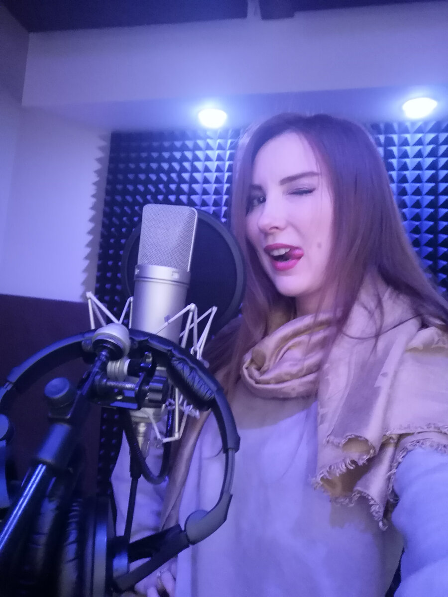 А это я в работе! Приятно познакомиться @kseniyafoxspb 