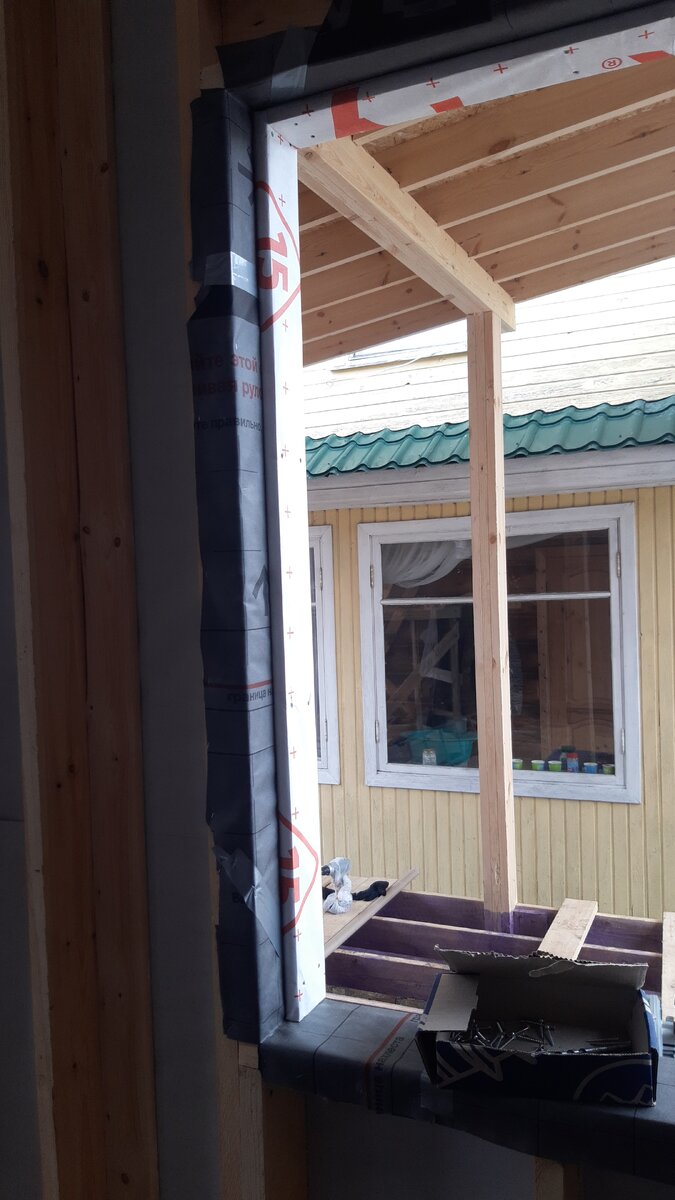 Вид изнутри дома 