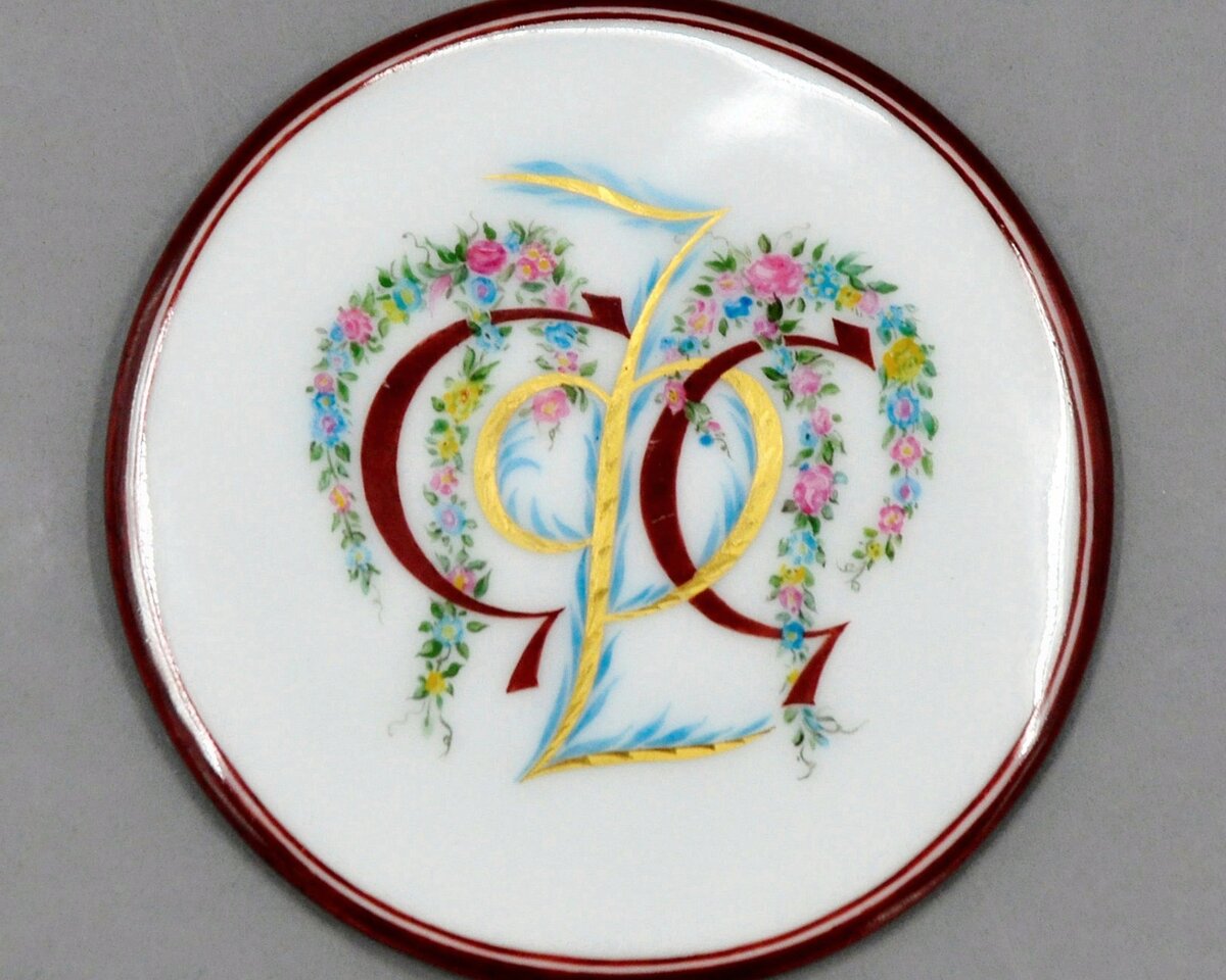   -  ..   1919 . https://ru.bidspirit.com/