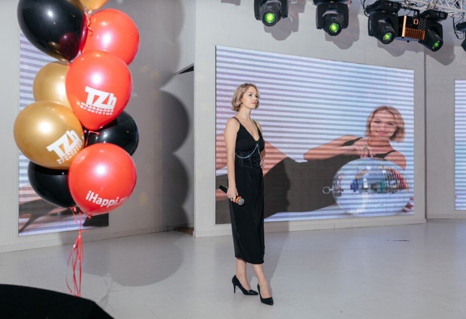     «Королевы красоты Сибири 2022» Елена Туралина. Фото Ирины Чикаловой