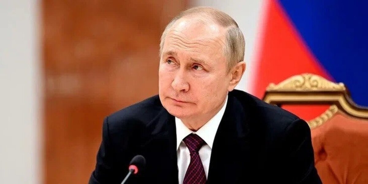    Путин провел совещание по экономическим вопросам в режиме видеоконференции