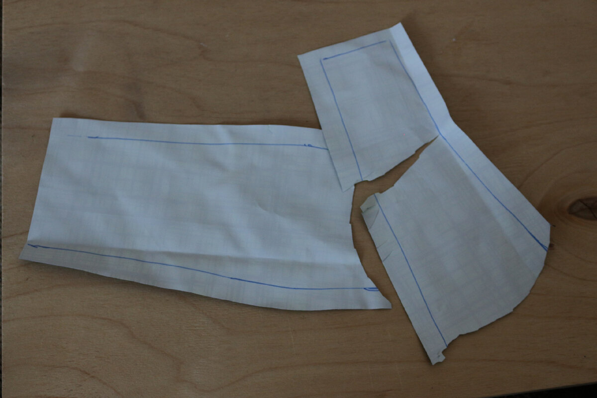 Была деталь капюшона, а потом сын внес свои коррективы. Пришлось маме собирать паззл )))