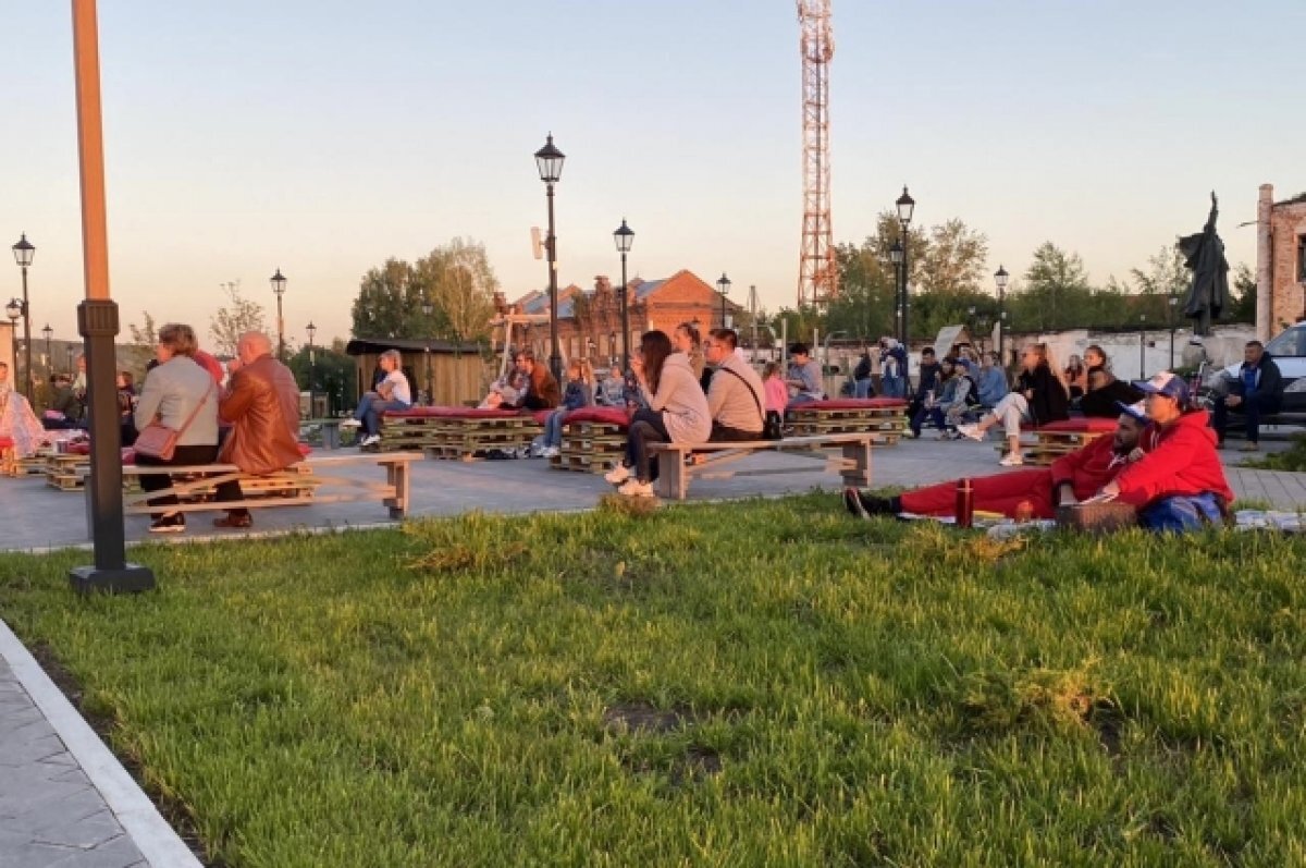    Новый центр притяжения в Тобольске открылся 27 августа.