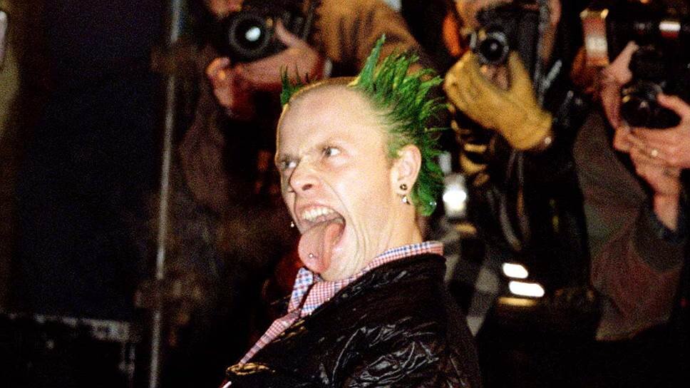    The Prodigy использовали в своей музыке элементы различных стилей, начиная от хардкор-техно, индастриала и брейкбита в начале 1990-х годов и заканчивая электро-роком с элементами панка в более позднее время Reuters