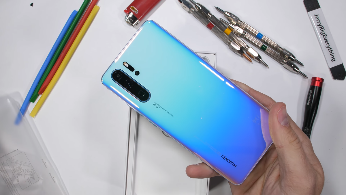 Huawei P30 Pro прошёл знаменитый тест на прочность! | CHARGEIT | Дзен