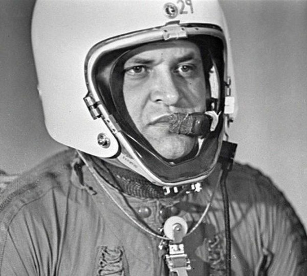 Френсис Пауэрс